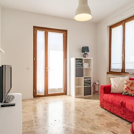 Apartament Terrazza Fucinetta Introbio Zewnętrze zdjęcie